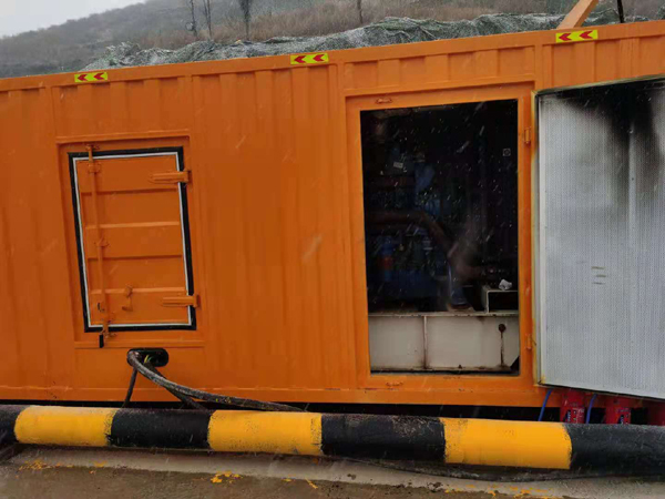 博湖发电机出租 柴油发电机组电压低报警怎么办？